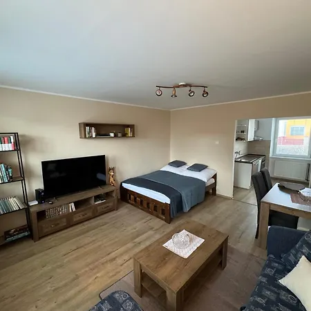 Dom wakacyjny Apartman 2 *